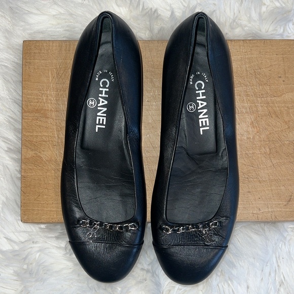 CHANEL Ballerina Flat - Picture 2 of 7